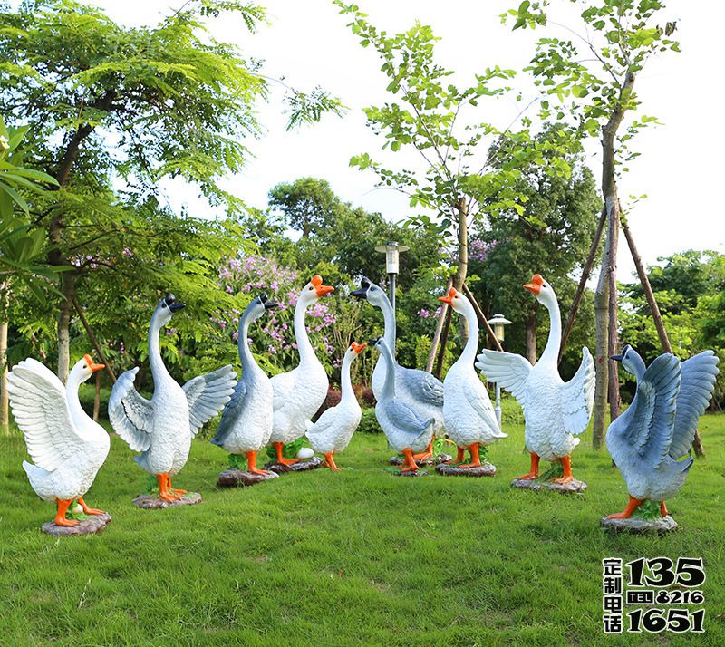 草坪玻璃鋼創意彩繪仿真動物鵝雕塑 草坪玻璃鋼創意彩繪仿真動物鵝雕塑